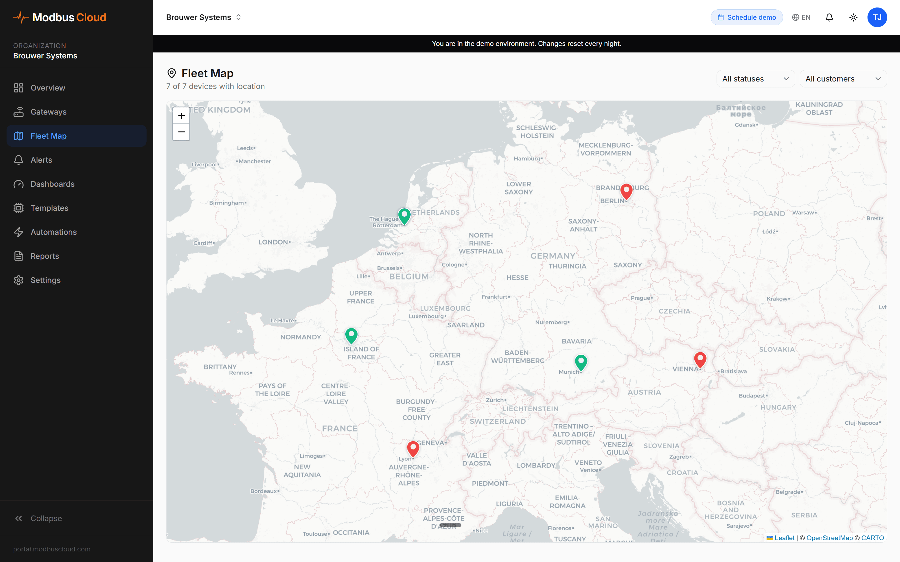 Fleet Map with seven devices across the Netherlands, Germany, France, Austria and Italy